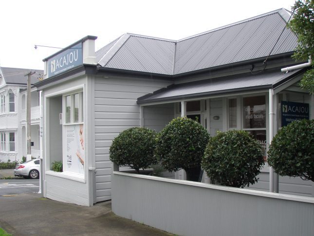Contact us at our Quiet Relaxing Spa Ponsonby, Villa in Auckland